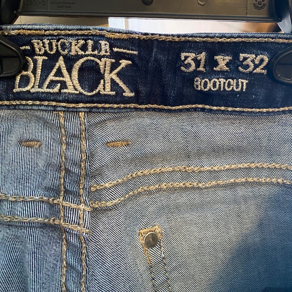 Buckle Black Women's Jeans